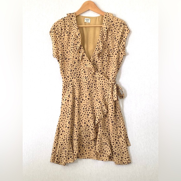 Aritzia Sunday Best Savoy Dress - Picture 2 of 11